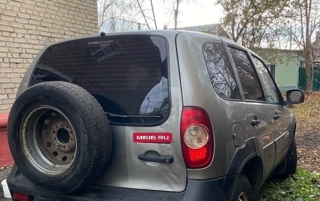 Chevrolet Niva I рестайлинг, 2012 год, 570 000 рублей, 6 фотография