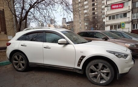 Infiniti QX70, 2013 год, 2 700 000 рублей, 5 фотография