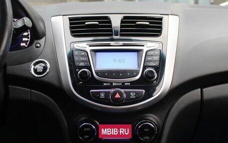 Hyundai Solaris II рестайлинг, 2012 год, 1 034 000 рублей, 13 фотография