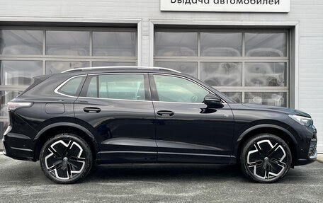 Volkswagen Tiguan, 2024 год, 6 100 000 рублей, 4 фотография