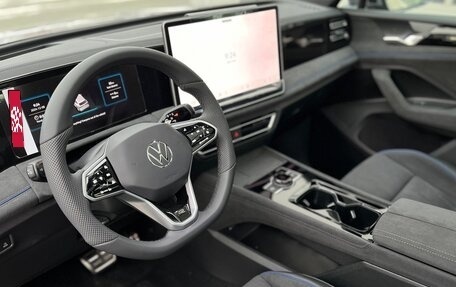 Volkswagen Tiguan, 2024 год, 6 100 000 рублей, 12 фотография