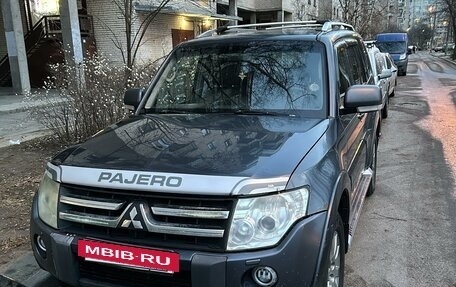 Mitsubishi Pajero IV, 2007 год, 1 690 000 рублей, 2 фотография