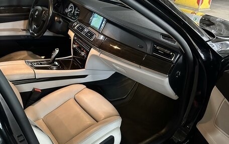 BMW 7 серия, 2014 год, 1 999 999 рублей, 3 фотография