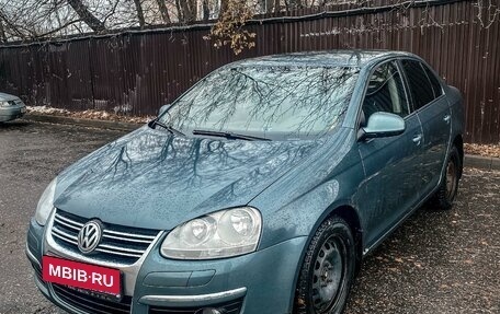 Volkswagen Jetta VI, 2009 год, 620 000 рублей, 1 фотография