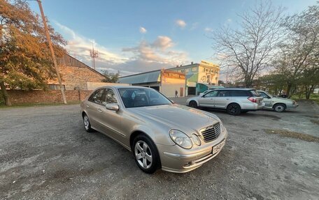 Mercedes-Benz E-Класс, 2004 год, 850 000 рублей, 4 фотография