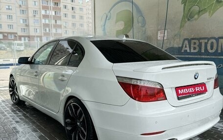 BMW 5 серия, 2008 год, 850 000 рублей, 1 фотография