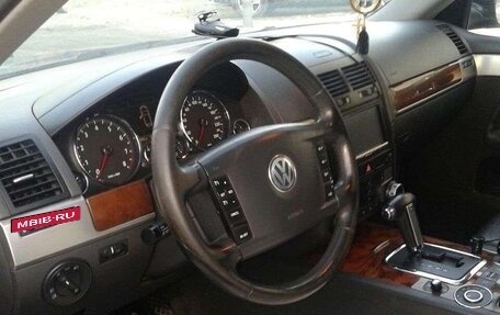 Volkswagen Touareg III, 2006 год, 1 400 000 рублей, 3 фотография