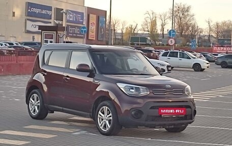 KIA Soul II рестайлинг, 2018 год, 1 800 000 рублей, 9 фотография