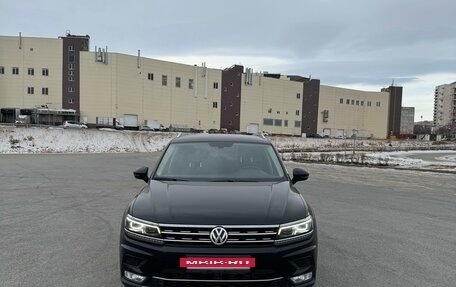 Volkswagen Tiguan II, 2017 год, 2 650 000 рублей, 2 фотография