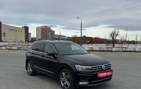 Volkswagen Tiguan II, 2017 год, 2 650 000 рублей, 3 фотография