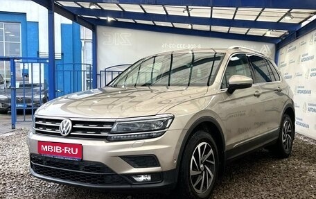 Volkswagen Tiguan II, 2018 год, 2 569 000 рублей, 1 фотография