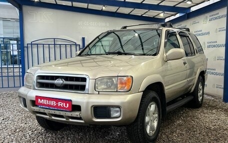 Nissan Pathfinder, 2001 год, 649 000 рублей, 1 фотография