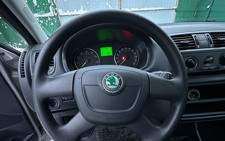 Skoda Fabia II, 2010 год, 1 180 000 рублей, 10 фотография