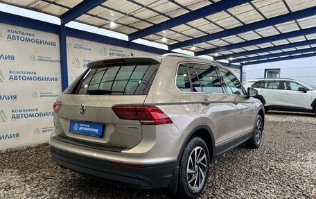 Volkswagen Tiguan II, 2018 год, 2 569 000 рублей, 5 фотография