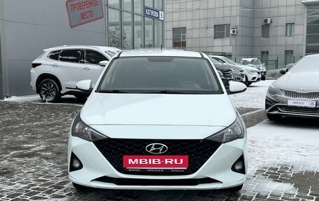 Hyundai Solaris II рестайлинг, 2020 год, 965 000 рублей, 3 фотография