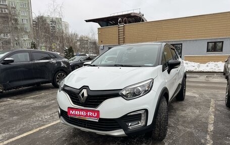 Renault Kaptur I рестайлинг, 2019 год, 1 580 000 рублей, 1 фотография