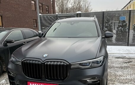 BMW X7, 2021 год, 11 000 000 рублей, 2 фотография