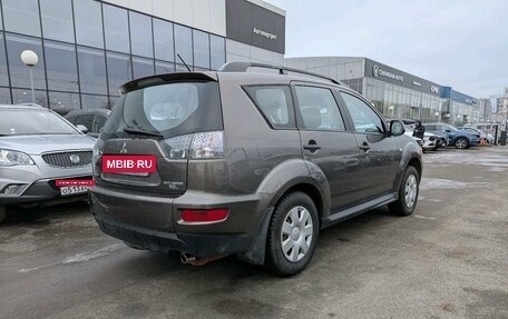 Mitsubishi Outlander III рестайлинг 3, 2010 год, 1 049 000 рублей, 3 фотография