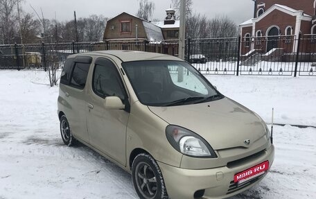 Toyota FunCargo, 2000 год, 380 000 рублей, 3 фотография