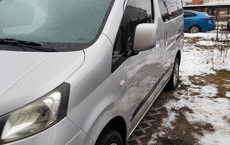 Nissan NV200, 2011 год, 1 300 000 рублей, 3 фотография