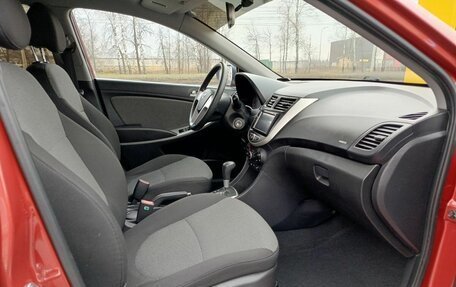 Hyundai Solaris II рестайлинг, 2011 год, 976 700 рублей, 13 фотография