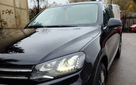 Volkswagen Touareg III, 2013 год, 2 775 000 рублей, 2 фотография