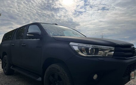 Toyota Hilux VIII, 2015 год, 3 150 000 рублей, 4 фотография