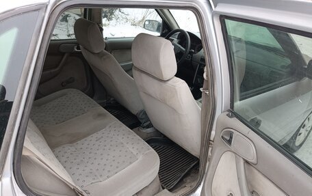 Volkswagen Pointer, 2004 год, 245 000 рублей, 13 фотография