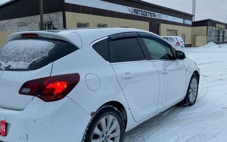 Opel Astra J, 2012 год, 690 000 рублей, 4 фотография