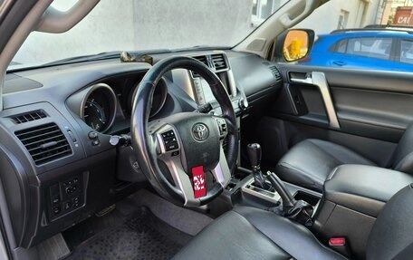 Toyota Land Cruiser Prado 150 рестайлинг 2, 2012 год, 2 750 000 рублей, 3 фотография