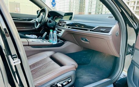 BMW 7 серия, 2018 год, 5 299 000 рублей, 9 фотография