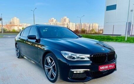 BMW 7 серия, 2018 год, 5 299 000 рублей, 2 фотография