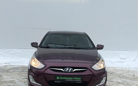 Hyundai Solaris II рестайлинг, 2012 год, 840 000 рублей, 2 фотография