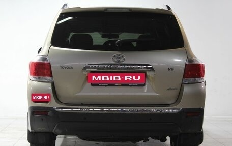 Toyota Highlander III, 2011 год, 1 779 000 рублей, 6 фотография