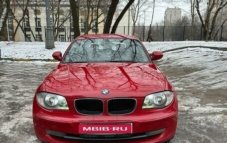 BMW 1 серия, 2010 год, 980 000 рублей, 1 фотография