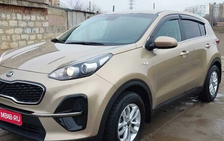 KIA Sportage IV рестайлинг, 2019 год, 2 070 000 рублей, 1 фотография