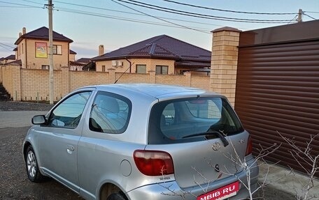 Toyota Yaris I рестайлинг, 1999 год, 300 000 рублей, 5 фотография