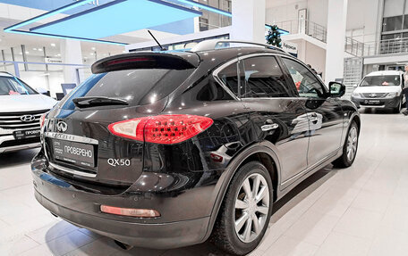 Infiniti QX50 I рестайлинг, 2013 год, 1 698 000 рублей, 9 фотография