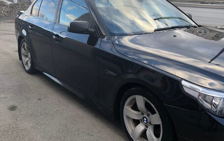 BMW 5 серия, 2004 год, 1 040 000 рублей, 6 фотография