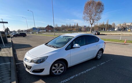 Opel Astra J, 2014 год, 1 090 000 рублей, 3 фотография