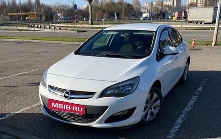 Opel Astra J, 2014 год, 1 090 000 рублей, 2 фотография