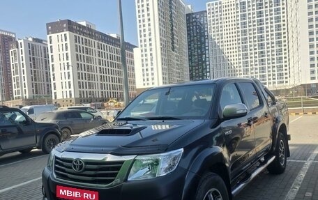 Toyota Hilux VII, 2012 год, 2 150 000 рублей, 1 фотография