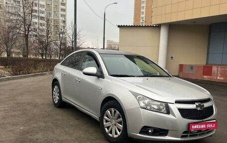 Chevrolet Cruze II, 2011 год, 950 000 рублей, 1 фотография