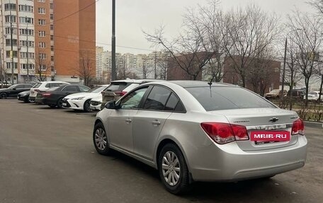 Chevrolet Cruze II, 2011 год, 950 000 рублей, 4 фотография