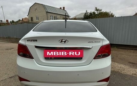 Hyundai Solaris II рестайлинг, 2014 год, 1 200 000 рублей, 2 фотография