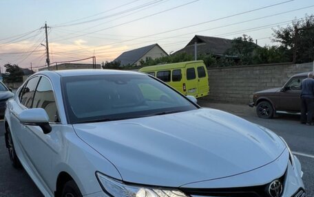 Toyota Camry, 2021 год, 3 750 000 рублей, 9 фотография