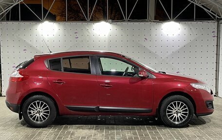 Renault Megane III, 2013 год, 865 000 рублей, 9 фотография