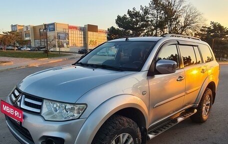 Mitsubishi Pajero Sport II рестайлинг, 2015 год, 2 320 000 рублей, 4 фотография