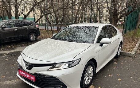 Toyota Camry, 2020 год, 3 450 000 рублей, 1 фотография