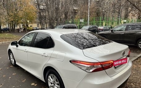 Toyota Camry, 2020 год, 3 450 000 рублей, 7 фотография